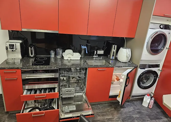 -jupiter- Mit Gemeinsamer Kueche Und Bad In Der Altstadt Гостевой дом Чур